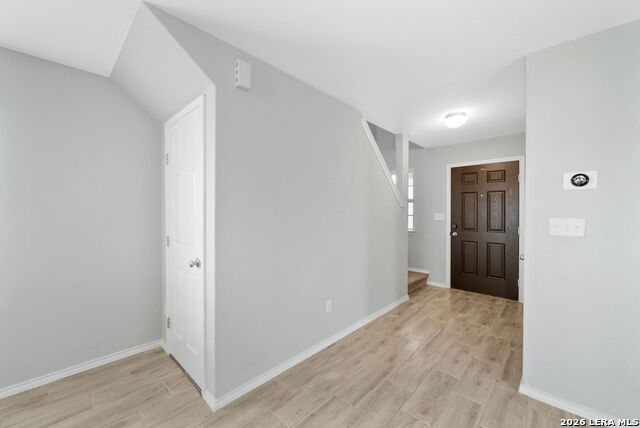 Image 7 of 31 For 12042 Silver Light