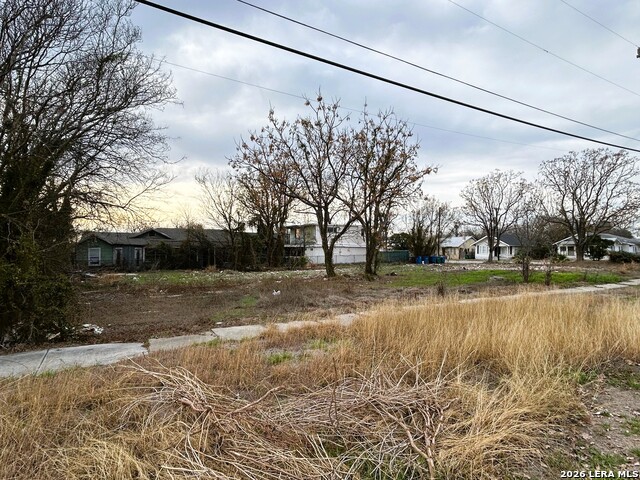 Image 3 of 8 For 454 Hammond  