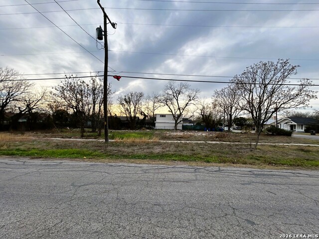 Image 7 of 8 For 454 Hammond  