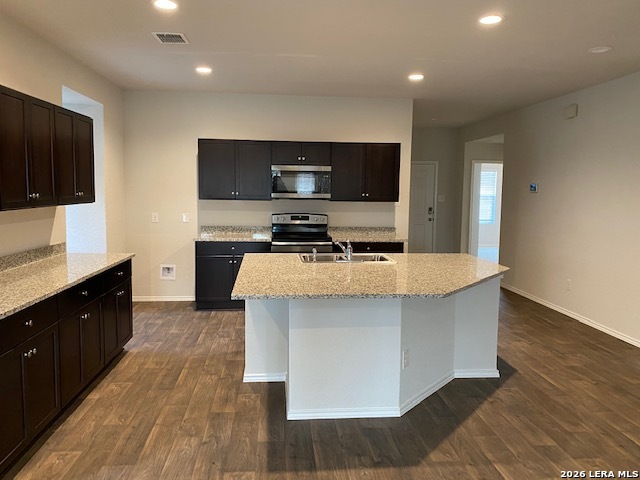 Image 15 of 16 For 868 Margay Loop