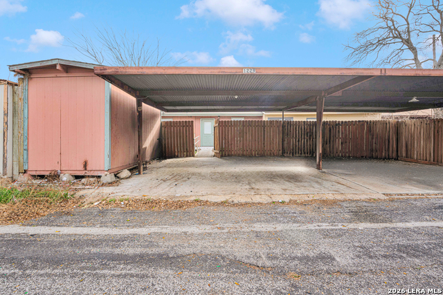 Image 17 of 17 For 1229 Klondike