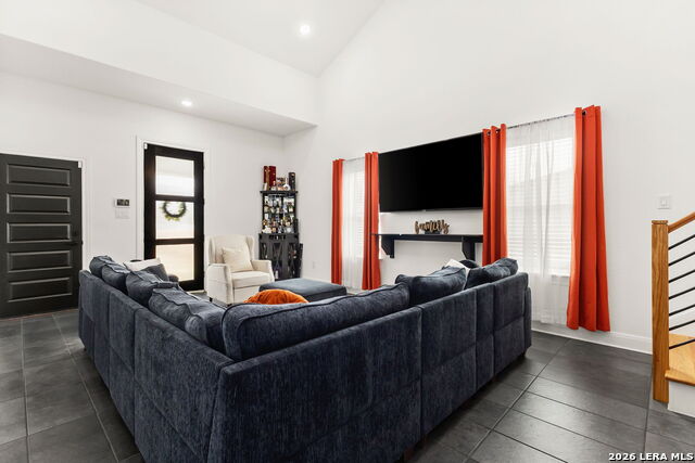 Image 5 of 25 For 4230 Waterwood Pass