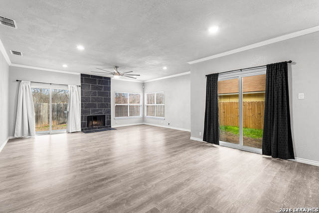 Image 10 of 22 For 5930 Valley Wood