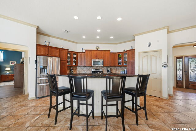 Listing photo id 15 for 1616 Canyon Lake Dr