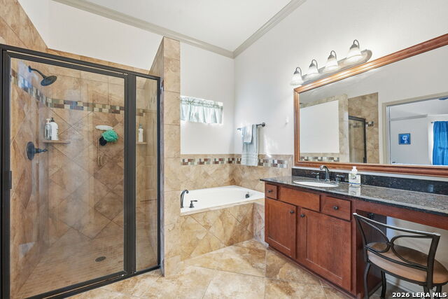 Listing photo id 35 for 1616 Canyon Lake Dr