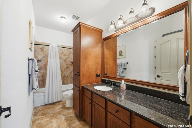 Listing photo id 39 for 1616 Canyon Lake Dr