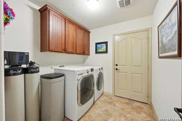 Listing photo id 43 for 1616 Canyon Lake Dr