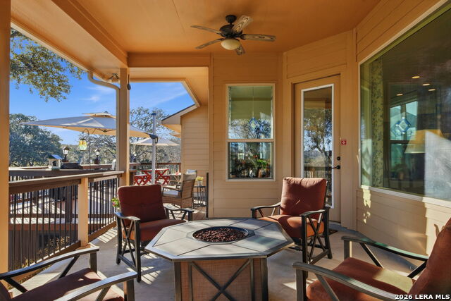 Listing photo id 45 for 1616 Canyon Lake Dr