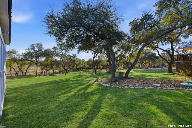 Listing photo id 55 for 1616 Canyon Lake Dr