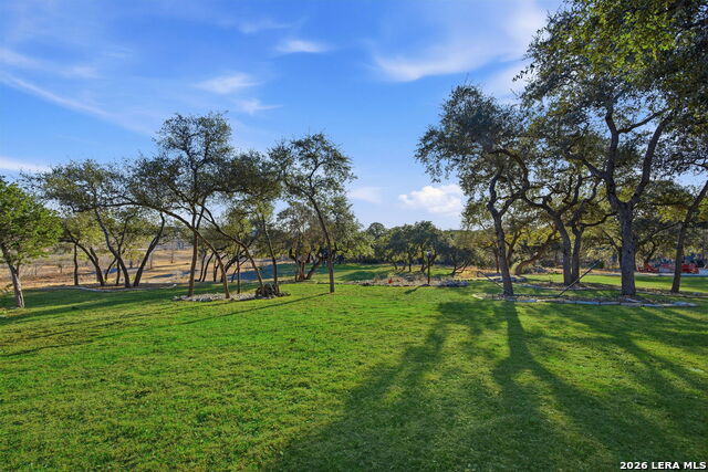 Listing photo id 56 for 1616 Canyon Lake Dr