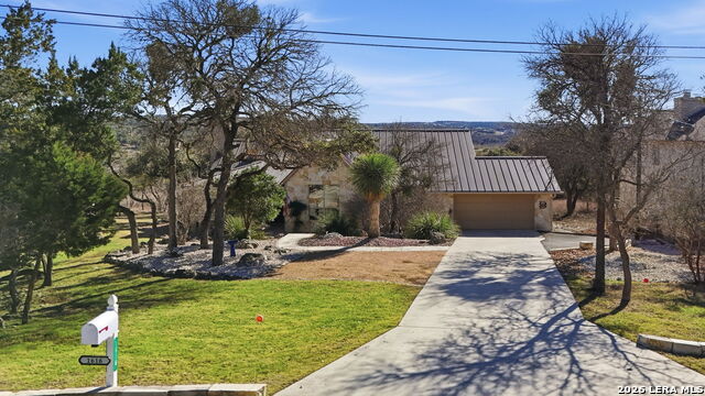 Listing photo id 63 for 1616 Canyon Lake Dr