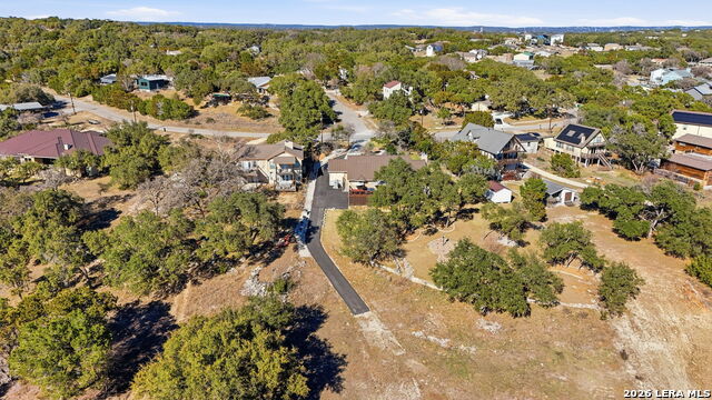 Listing photo id 66 for 1616 Canyon Lake Dr