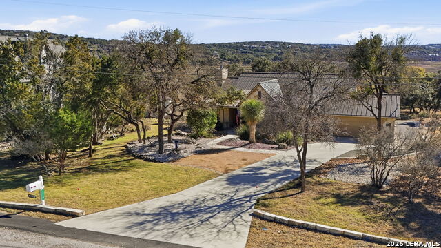 Listing photo id 68 for 1616 Canyon Lake Dr