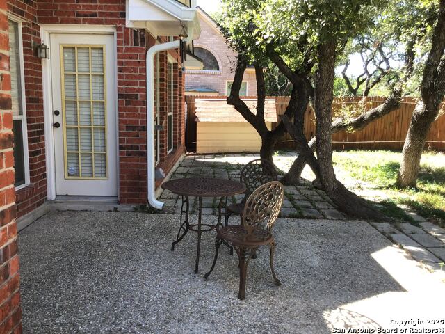 Listing photo id 33 for 9615 Rocksprings