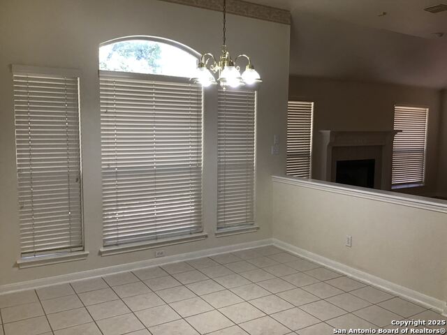 Listing photo id 6 for 9615 Rocksprings