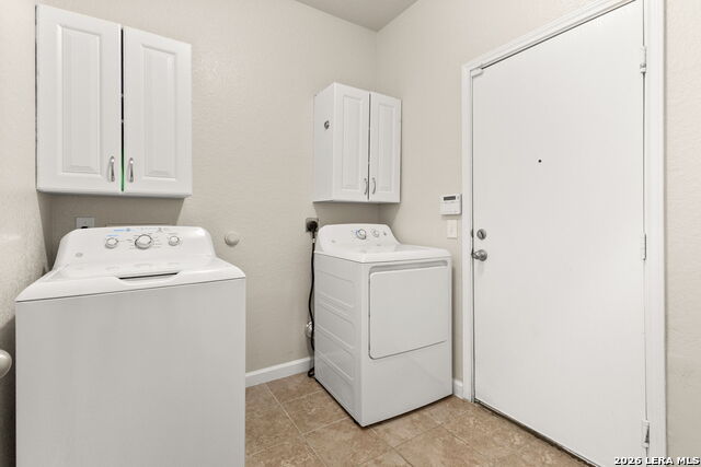 Image 12 of 27 For 721 Great Cloud