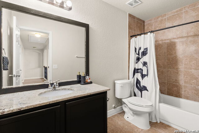 Image 19 of 27 For 721 Great Cloud