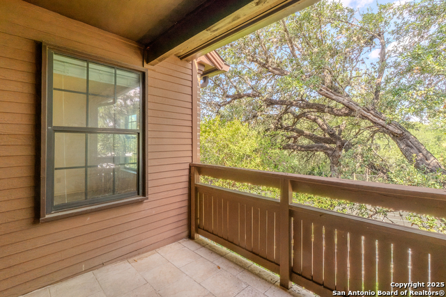 Image 26 of 37 For 10955 Wurzbach Rd.  1007