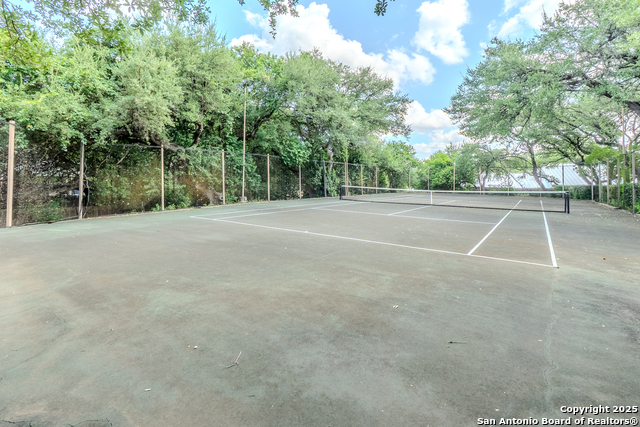 Image 35 of 37 For 10955 Wurzbach Rd.  1007