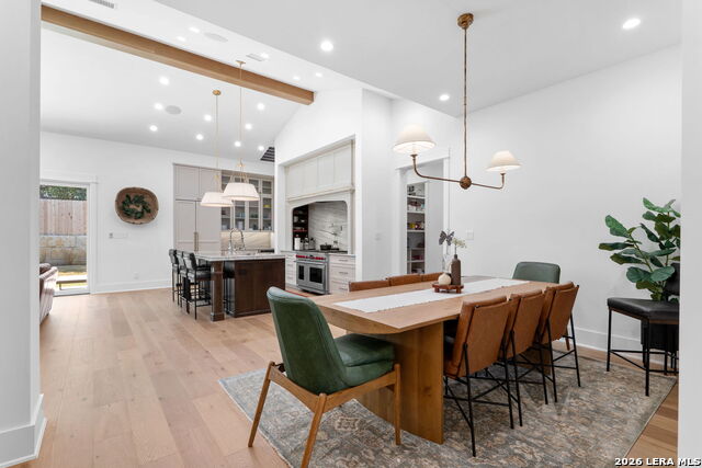 Image 11 of 37 For 808 Canterbury Hill St