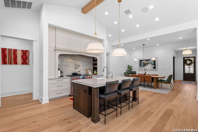 Image 15 of 37 For 808 Canterbury Hill St