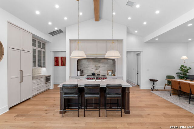 Image 16 of 37 For 808 Canterbury Hill St