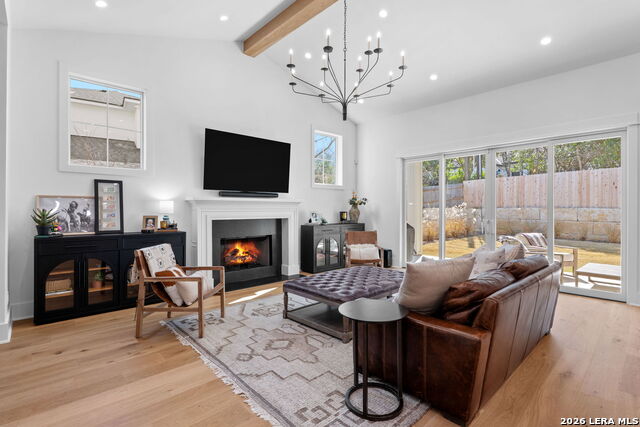 Image 18 of 37 For 808 Canterbury Hill St