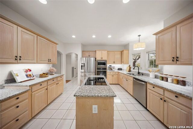 Image 7 of 31 For 2231 Bentoak