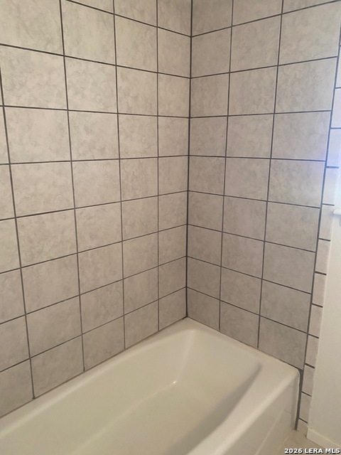 Listing photo id 6 for 5406 Sir Robert