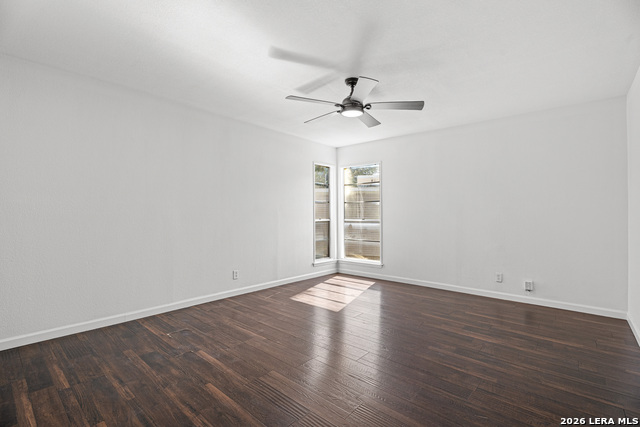 Image 19 of 37 For 11840 Sandman St  157