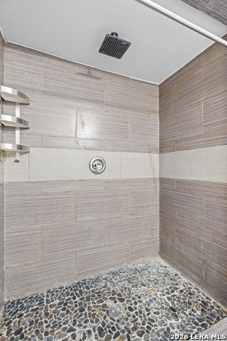 Image 22 of 37 For 11840 Sandman St  157