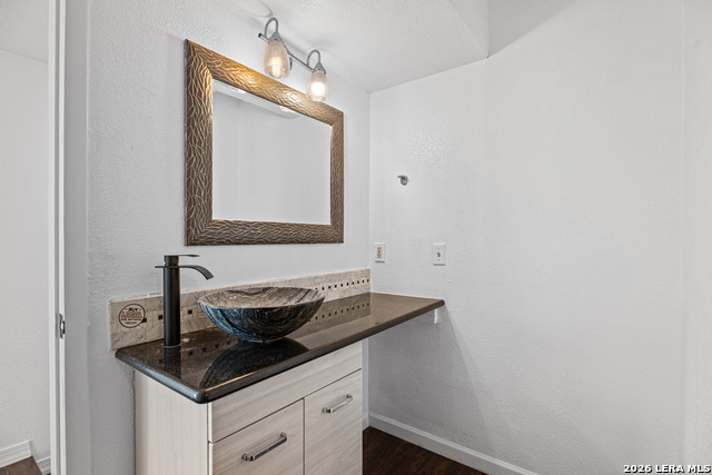 Image 24 of 37 For 11840 Sandman St  157