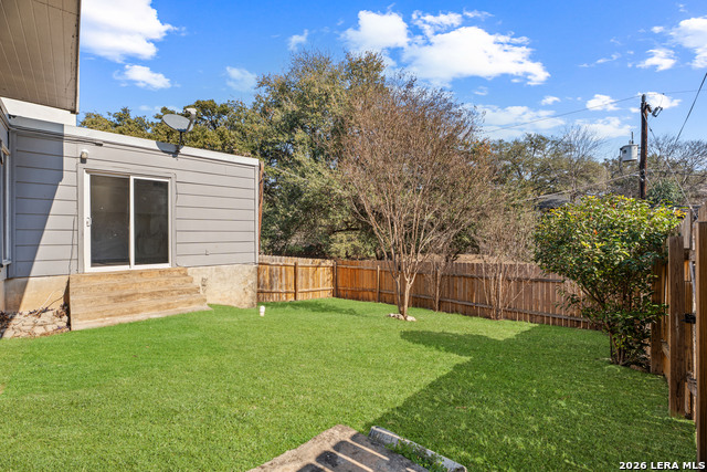 Image 35 of 37 For 11840 Sandman St  157