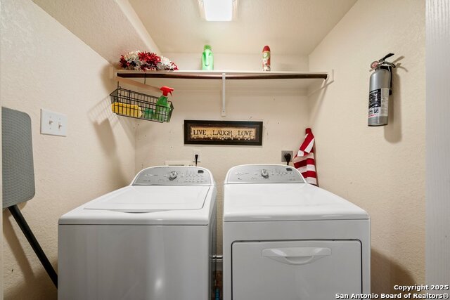 Image 18 of 32 For 617 Lake Island