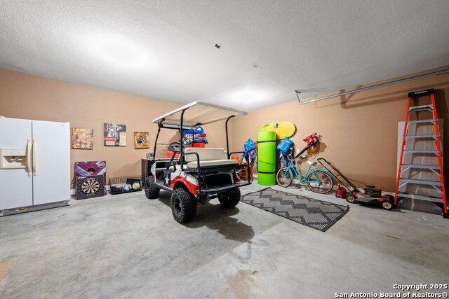 Image 28 of 32 For 617 Lake Island