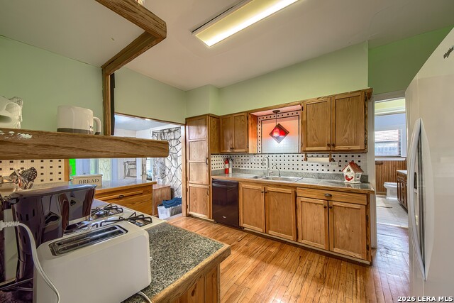 Image 14 of 35 For 281 Mariposa W