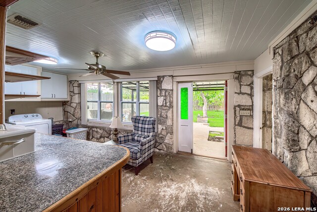 Image 20 of 35 For 281 Mariposa W