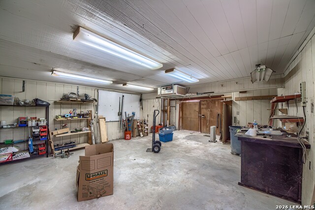 Image 33 of 35 For 281 Mariposa W