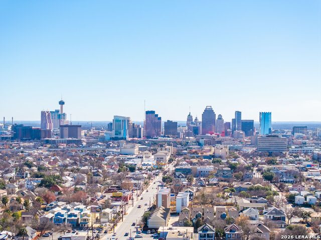 Image 51 of 51 For 124 Ashby Pl E