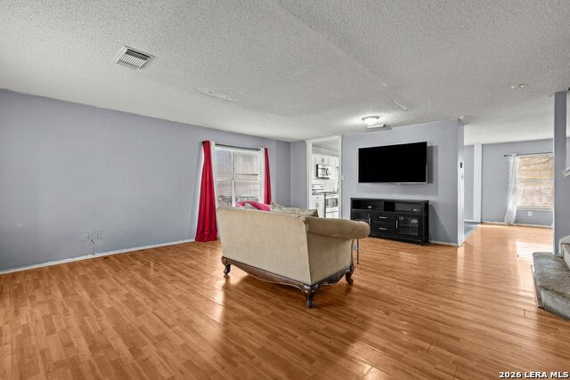 Image 7 of 30 For 8146 Easy Meadow