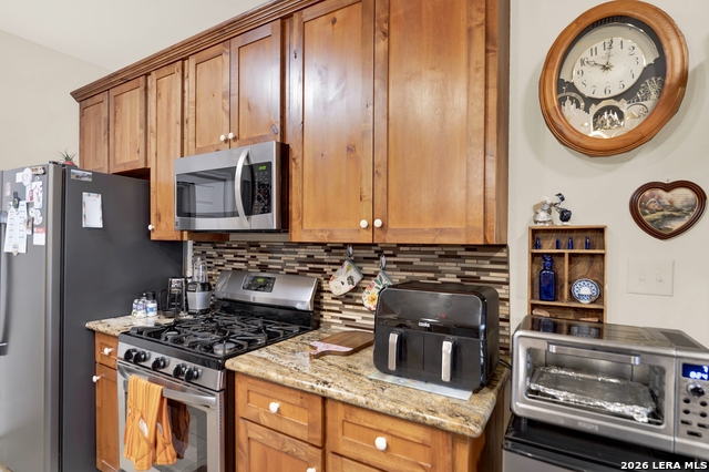 Image 19 of 32 For 11669 Flores