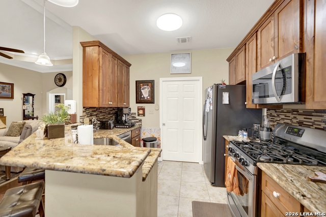 Image 20 of 32 For 11669 Flores