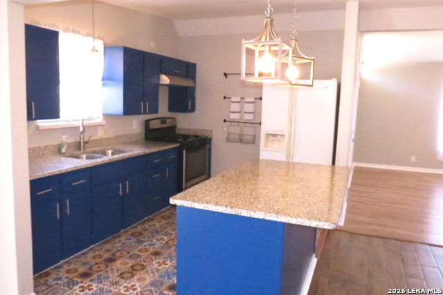 Image 3 of 25 For 710 Karen Ln