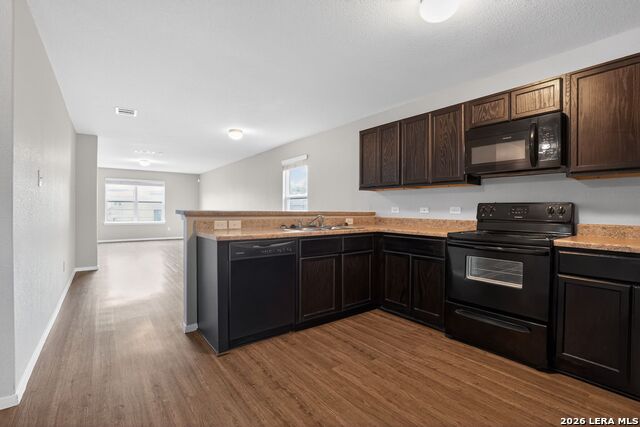 Image 18 of 32 For 9527 Apple Ridge Ln