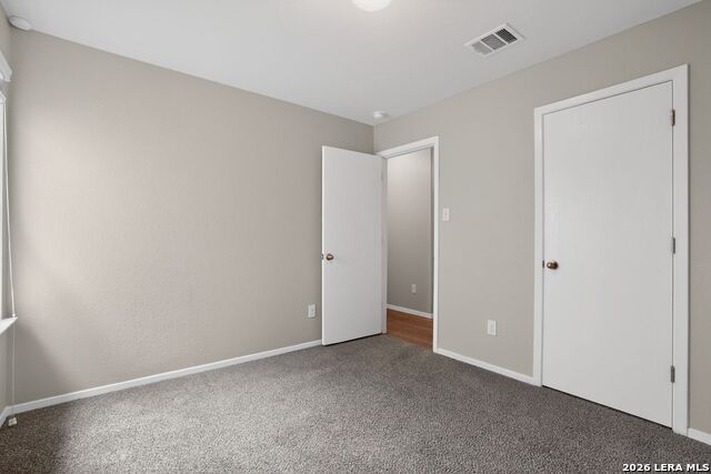 Image 19 of 32 For 9527 Apple Ridge Ln