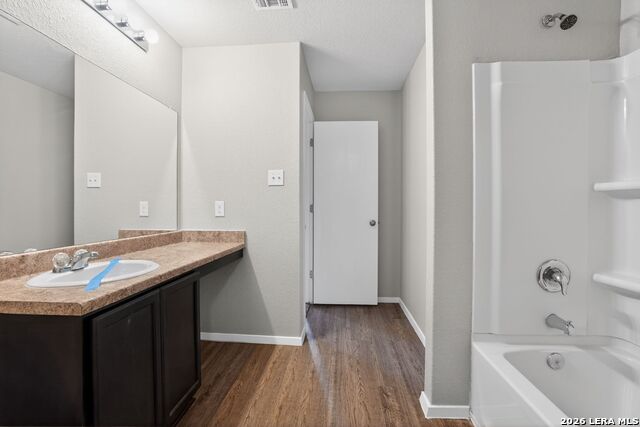 Image 24 of 32 For 9527 Apple Ridge Ln