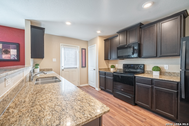 Image 10 of 18 For 6139 Lakefront