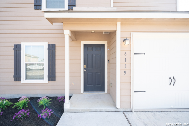 Image 5 of 18 For 6139 Lakefront