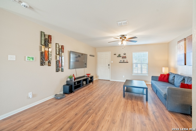 Image 6 of 18 For 6139 Lakefront