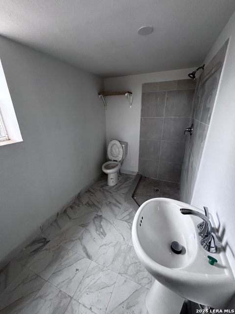 Image 6 of 13 For 116 Malone  